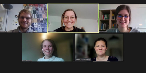 Videokonferenz der fünf Mitarbeiterinnen und Mitarbeiter des Projektes "RehaLand"